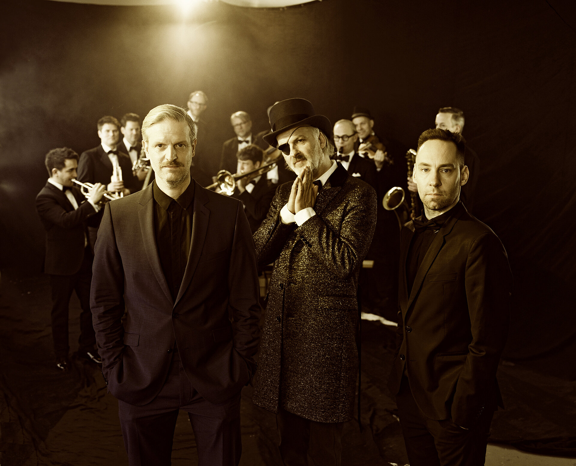 MOKA EFTI ORCHESTRA